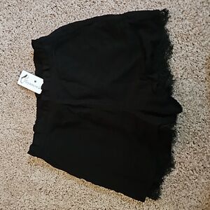 NWT Senorita Lace Shorts